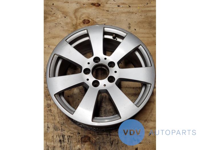 Obrecz Mercedes C-Klasse