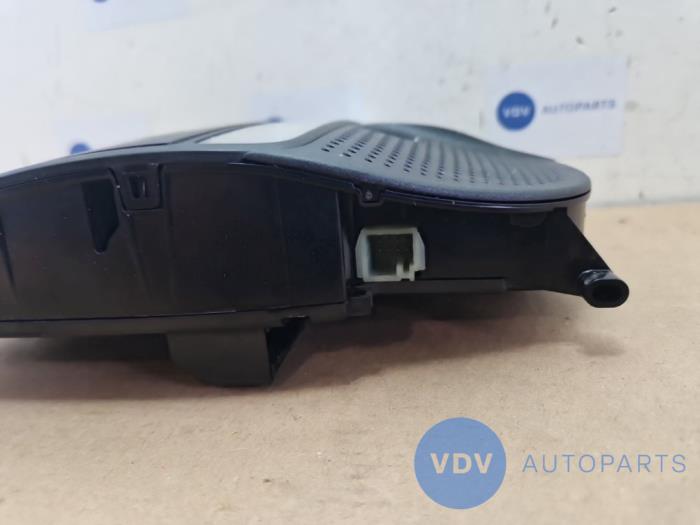 Oswietlenie wewnetrzne przód Mercedes GLC-Klasse