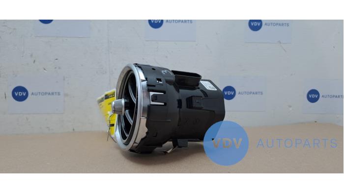 Luftgitter Armaturenbrett Mercedes C-Klasse