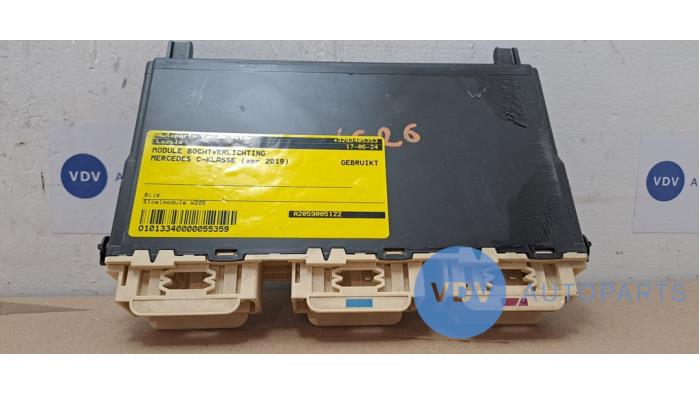 Moduł oświetlenia doświetlającego zakręty Mercedes C-Klasse