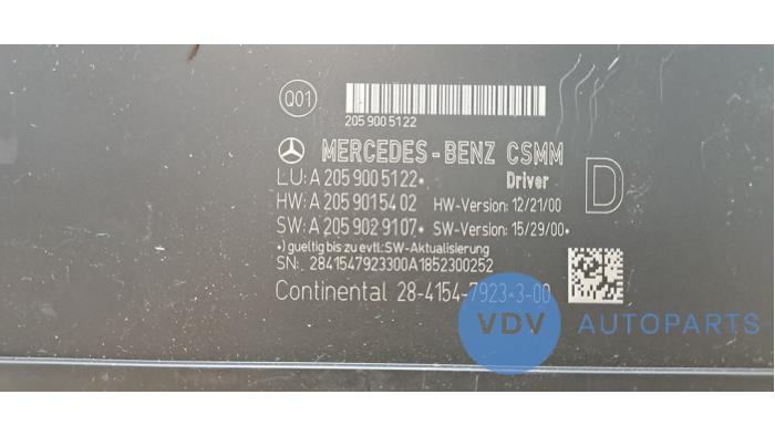 Moduł oświetlenia doświetlającego zakręty Mercedes C-Klasse