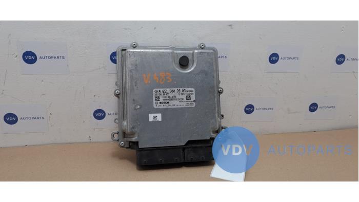 Ordinateur gestion moteur Mercedes Vito