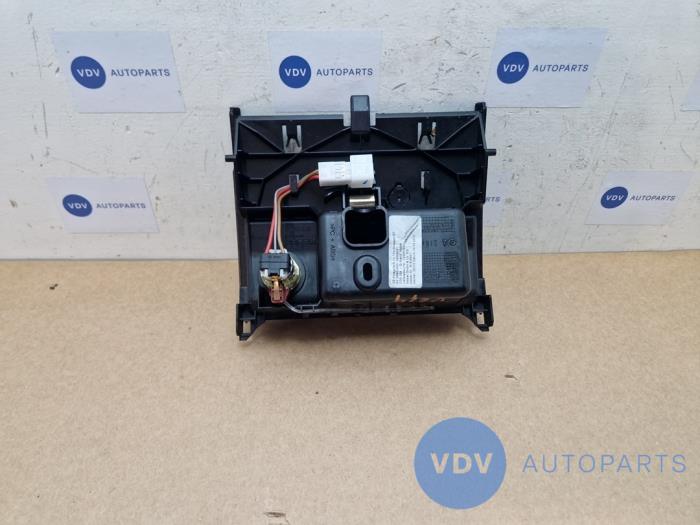 Storage compartment Mercedes CLS-Klasse