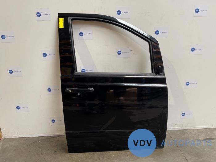 Door 2-door, right Mercedes Vito