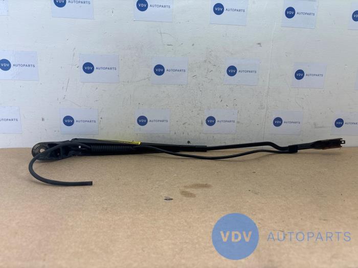 Scheibenwischerarm vorne Mercedes Vito