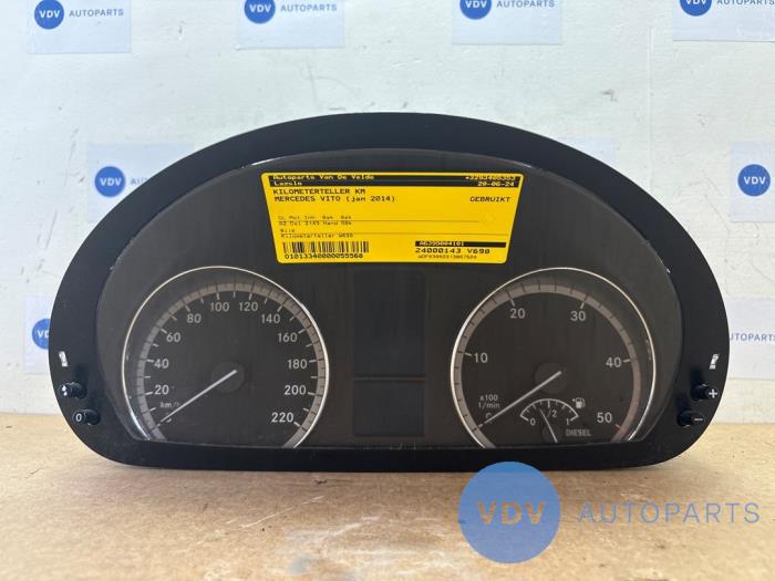 Tacho - Kombiinstrument KM Mercedes Vito