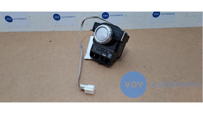 Commande ordinateur de bord Mercedes CLS-Klasse