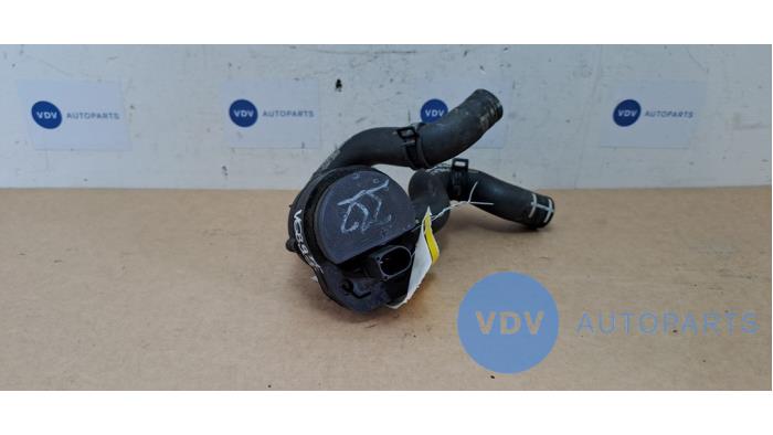Pompe à eau Mercedes Vito