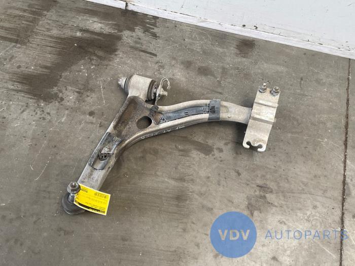 Front wishbone, left Mercedes A-Klasse