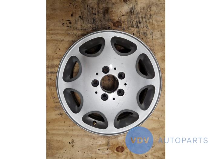 Obrecz Mercedes E-Klasse