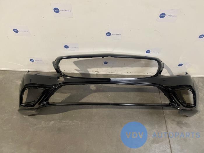 Zderzak przedni Mercedes C-Klasse