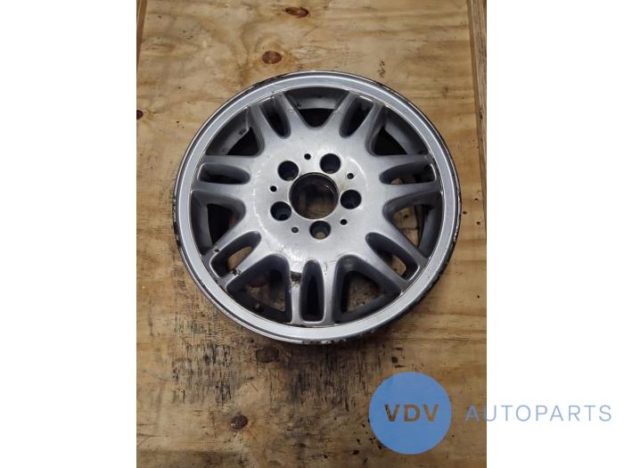 Obrecz Mercedes Vito