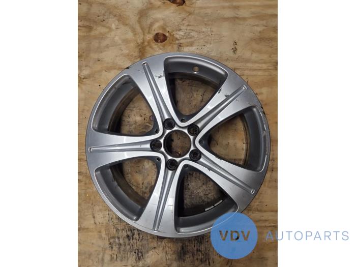 Obrecz Mercedes E-Klasse