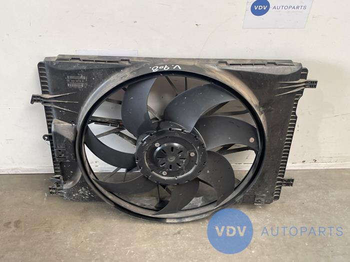 Ventilateur de refroidissement moteur Mercedes C-Klasse