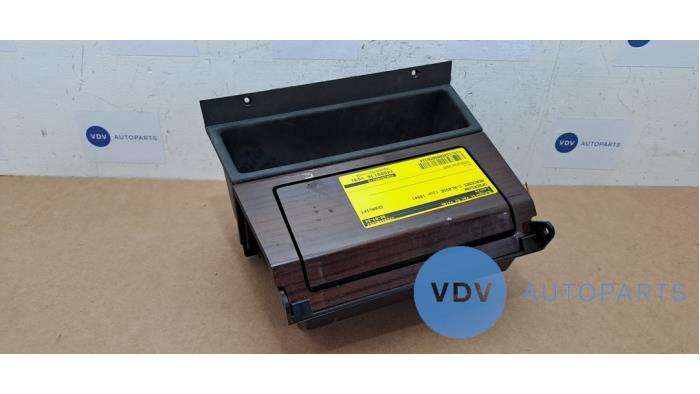 Opbergvak Mercedes C-Klasse