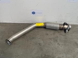 Gebruikte Flexibel uitlaatstuk Mercedes V (447.8) 2.0 220 CDI, 220d 16V Prijs € 90,75 Inclusief btw aangeboden door Autoparts Van De Velde