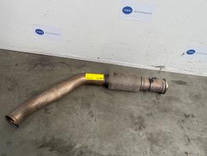 Gebruikte Flexibel uitlaatstuk Mercedes V (447.8) 2.0 300d 16V 4-Matic Prijs € 108,90 Inclusief btw aangeboden door Autoparts Van De Velde