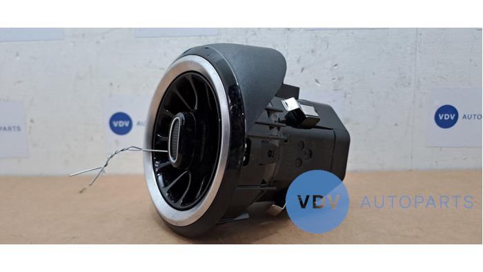 Grille aération tableau de bord Mercedes A-Klasse