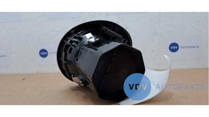 Grille aération tableau de bord Mercedes A-Klasse