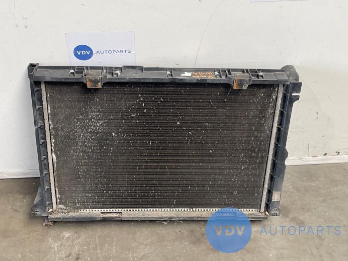 Radiator Mercedes E-Klasse