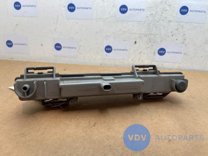 Veilleuse droite Mercedes E-Klasse