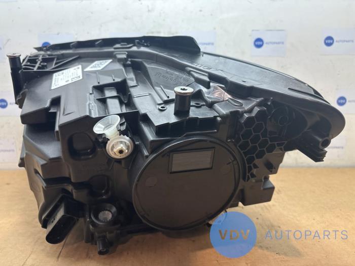 Phare droit Mercedes B-Klasse