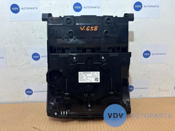 Oswietlenie wewnetrzne przód Mercedes A-Klasse