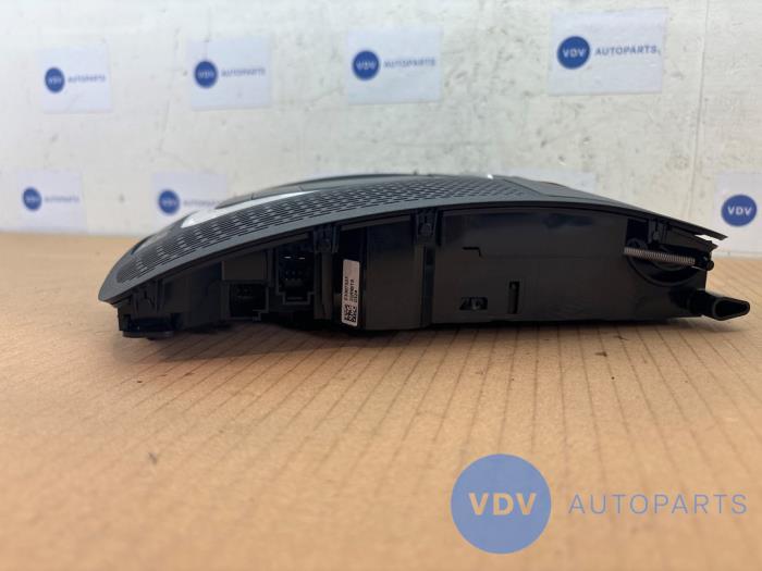 Oswietlenie wewnetrzne przód Mercedes A-Klasse