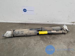 Gebruikte Schokdemper set Mercedes A (177.0) 1.5 A-180d Prijs € 48,40 Inclusief btw aangeboden door Autoparts Van De Velde