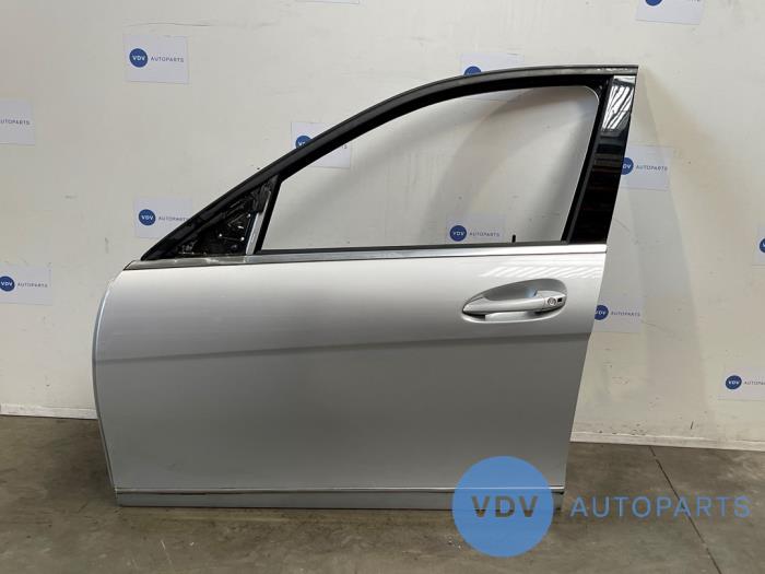 Door 4-door, front left Mercedes C-Klasse