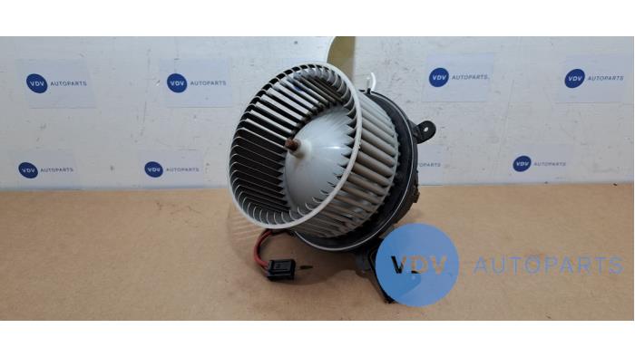 Heating and ventilation fan motor Mercedes Vito