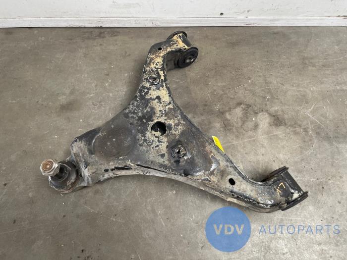 Wahacz zawieszenia lewy przód Mercedes Sprinter