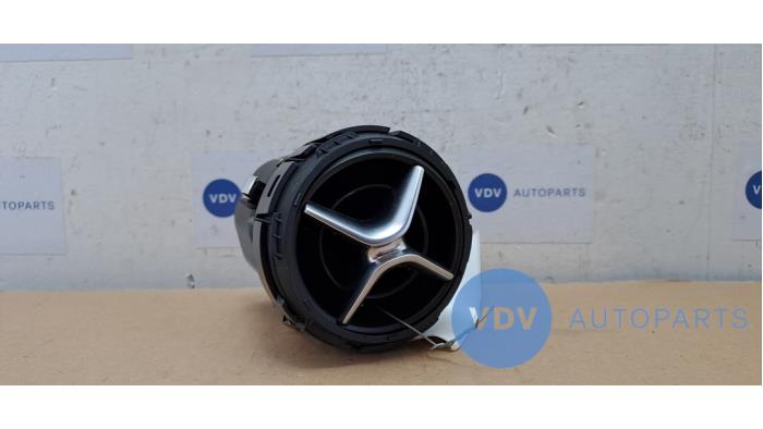 Dashboard vent Mercedes GLA-Klasse