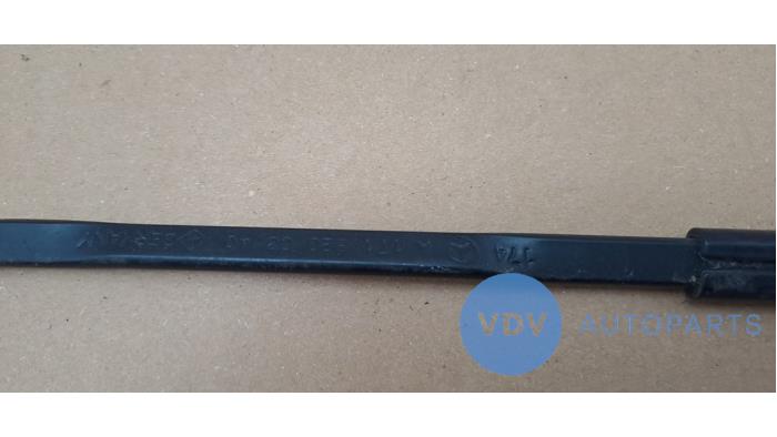 Scheibenwischerarm vorne Mercedes SLK