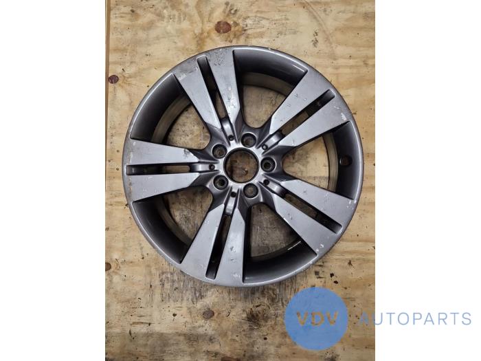 Obrecz Mercedes A-Klasse