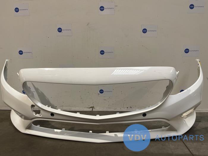 Zderzak przedni Mercedes C-Klasse