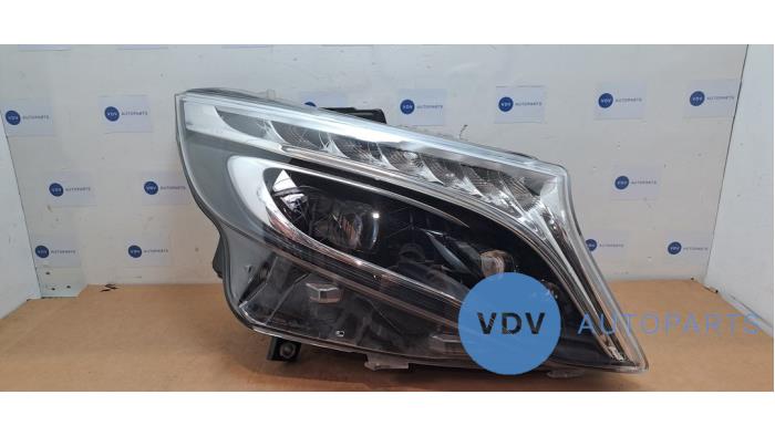 Headlight, right Mercedes V-Klasse