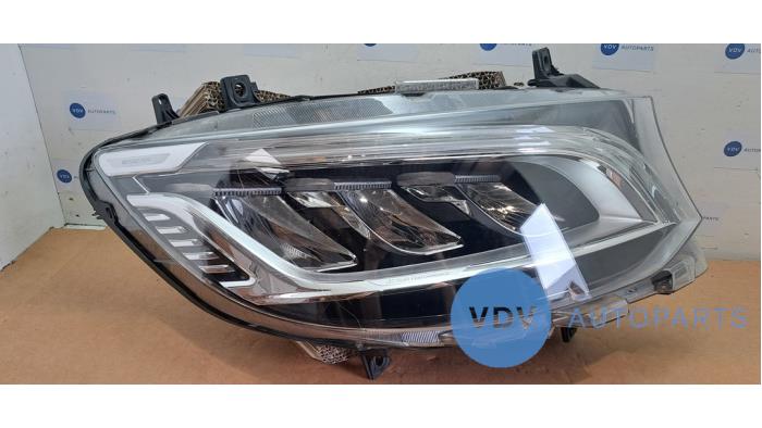 Phare droit Mercedes Sprinter