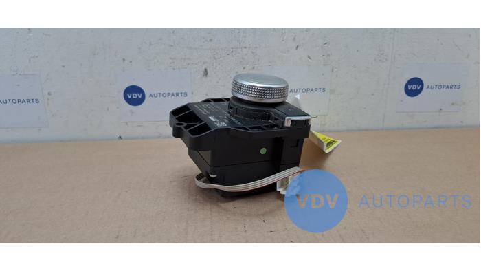 Commande ordinateur de bord Mercedes E-Klasse