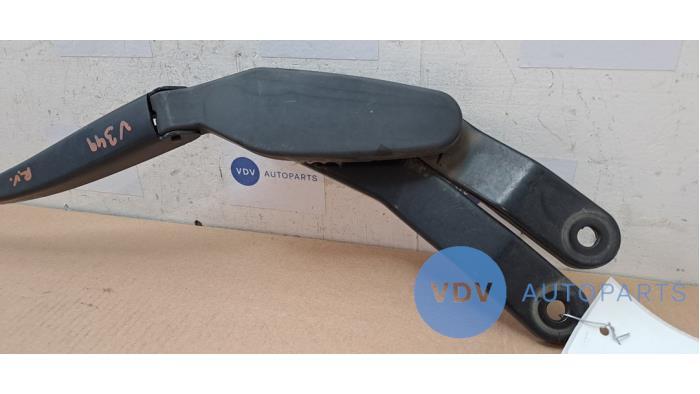 Front wiper arm Mercedes E-Klasse