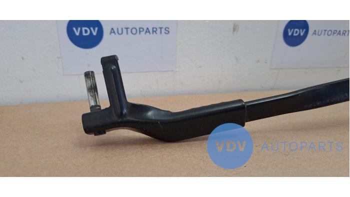 Front wiper arm Mercedes E-Klasse