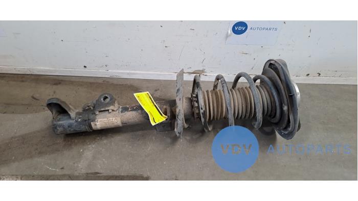 Fronts shock absorber, left Mercedes E-Klasse