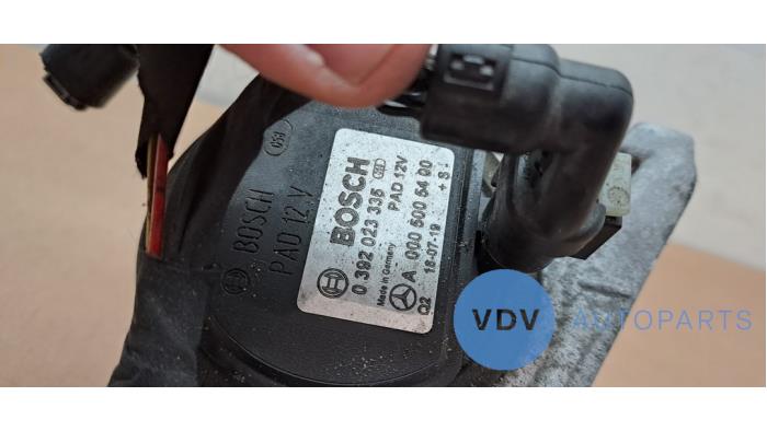 Bomba de agua Mercedes E-Klasse