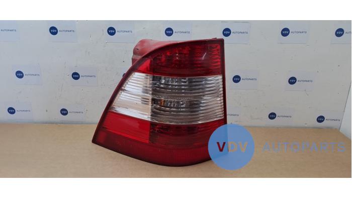 Luz trasera izquierda Mercedes ML-Klasse