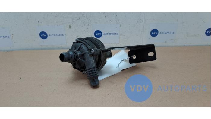 Pompe à eau Mercedes A-Klasse