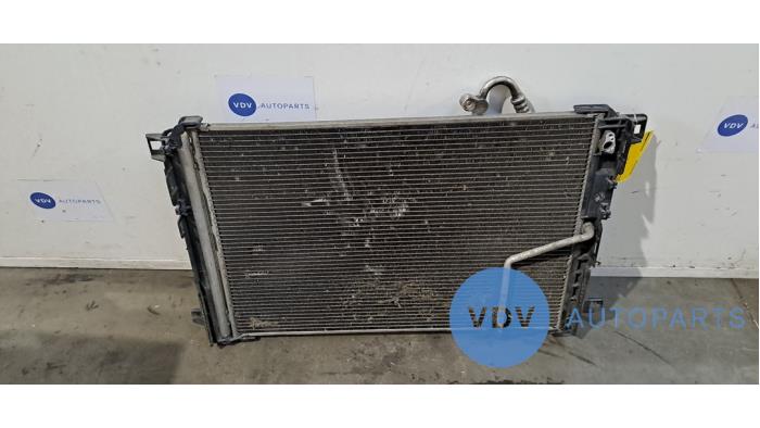 Air conditioning condenser Mercedes E-Klasse