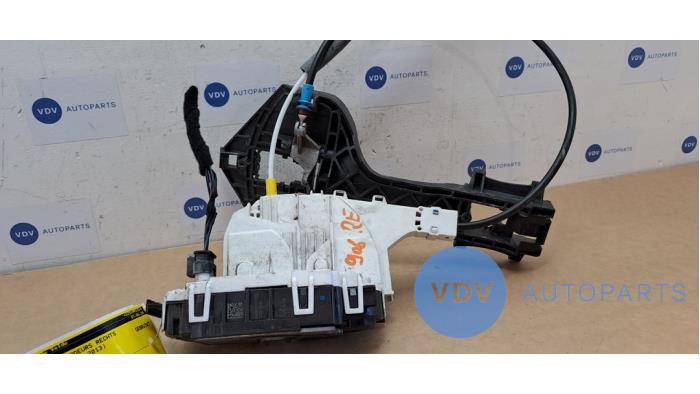 Türschlossmechanik 2-türig rechts Mercedes Sprinter