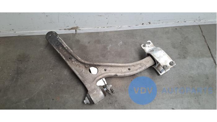 Front wishbone, left Mercedes B-Klasse