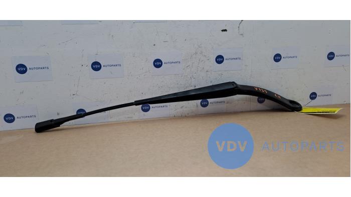 Front wiper arm Mercedes B-Klasse