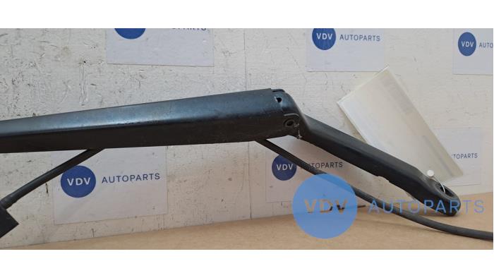 Scheibenwischerarm vorne Mercedes Sprinter